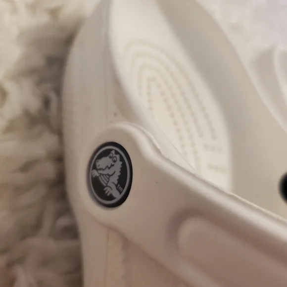 Crocs‎ - Picture 4 of 7